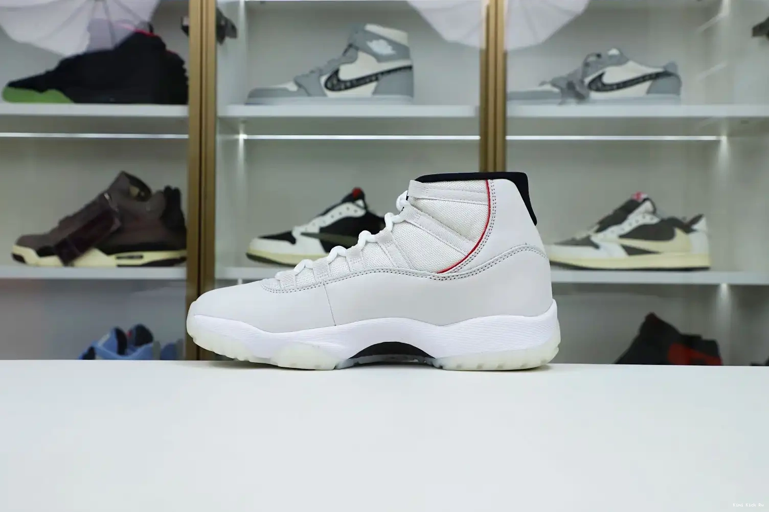 JORDAN TINT Kimikick 11 XI PLATINUM RETRO AIR 0526